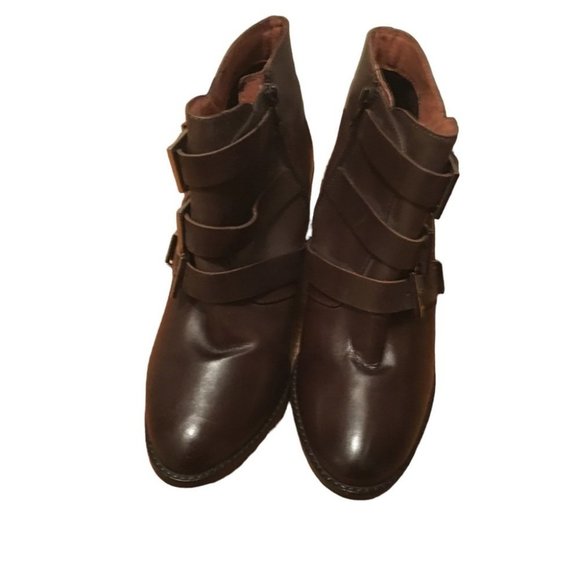 29 Porter Rd Ankle Booties - Picture 2 of 5